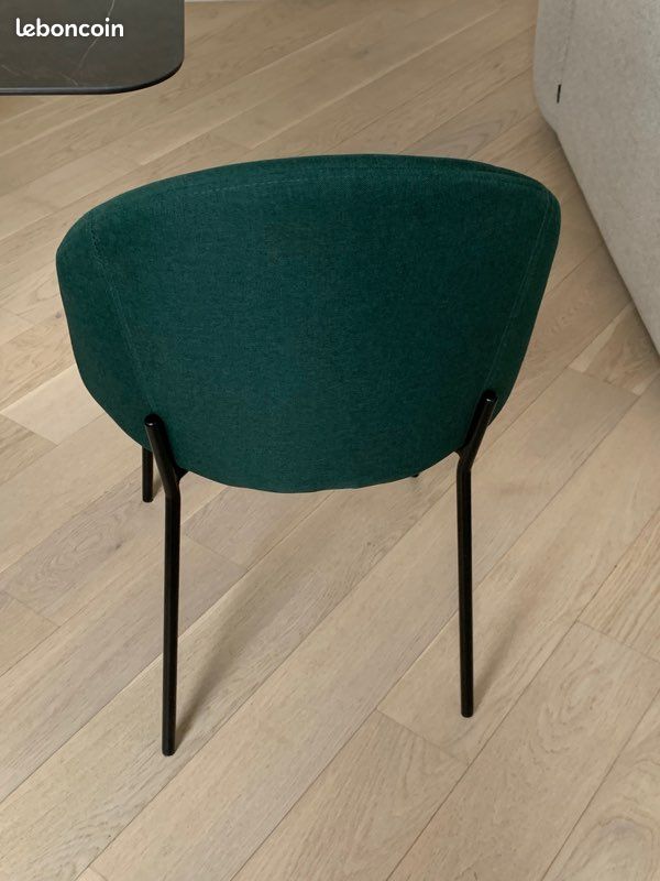 Chaises (image 2)