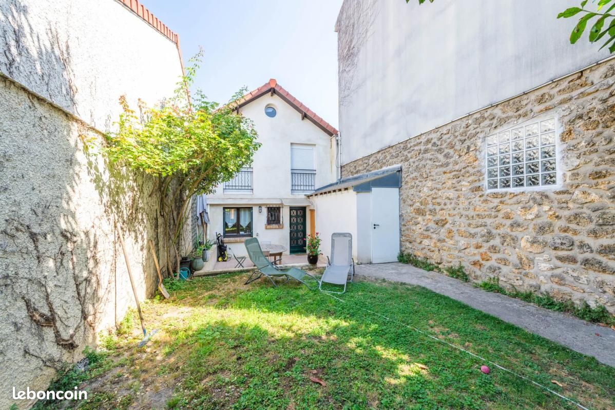 Maison 5 pièces 147 m² · à Suresnes · 147 m² · 939 000 €