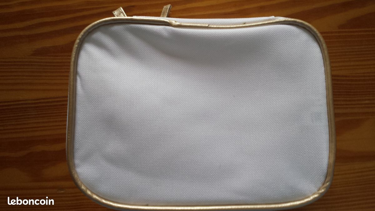 Trousse de maquillage blanc/or en synthétique – LBVYR (image 6)