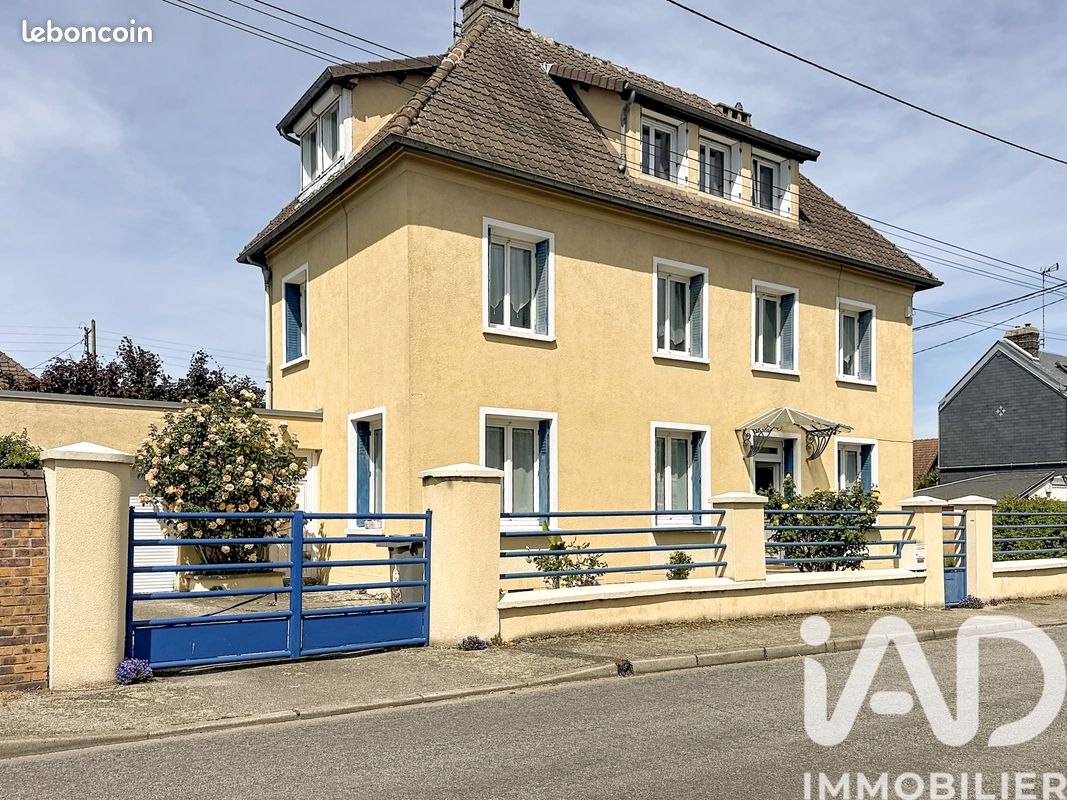 Maison 8 pièces 161 m² · à Sotteville-lès-Rouen · 161 m² · 334 500 €
