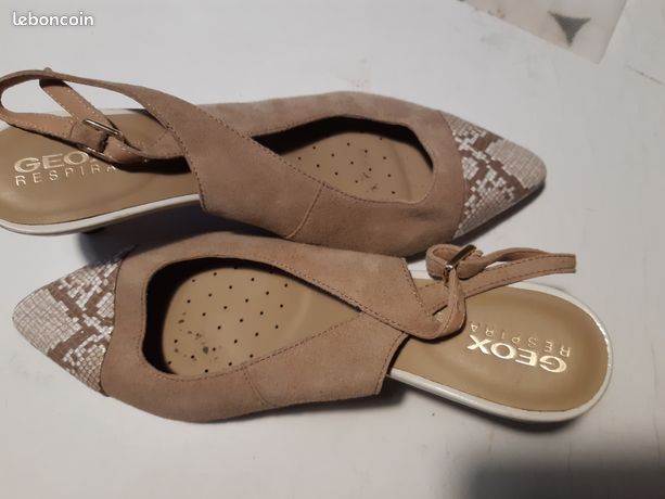 Escarpins BCBGirls Vert Foncé (avocado) - Taille US 8.5 / FR 38.5 - Cuir - Talon Haut - Occasion