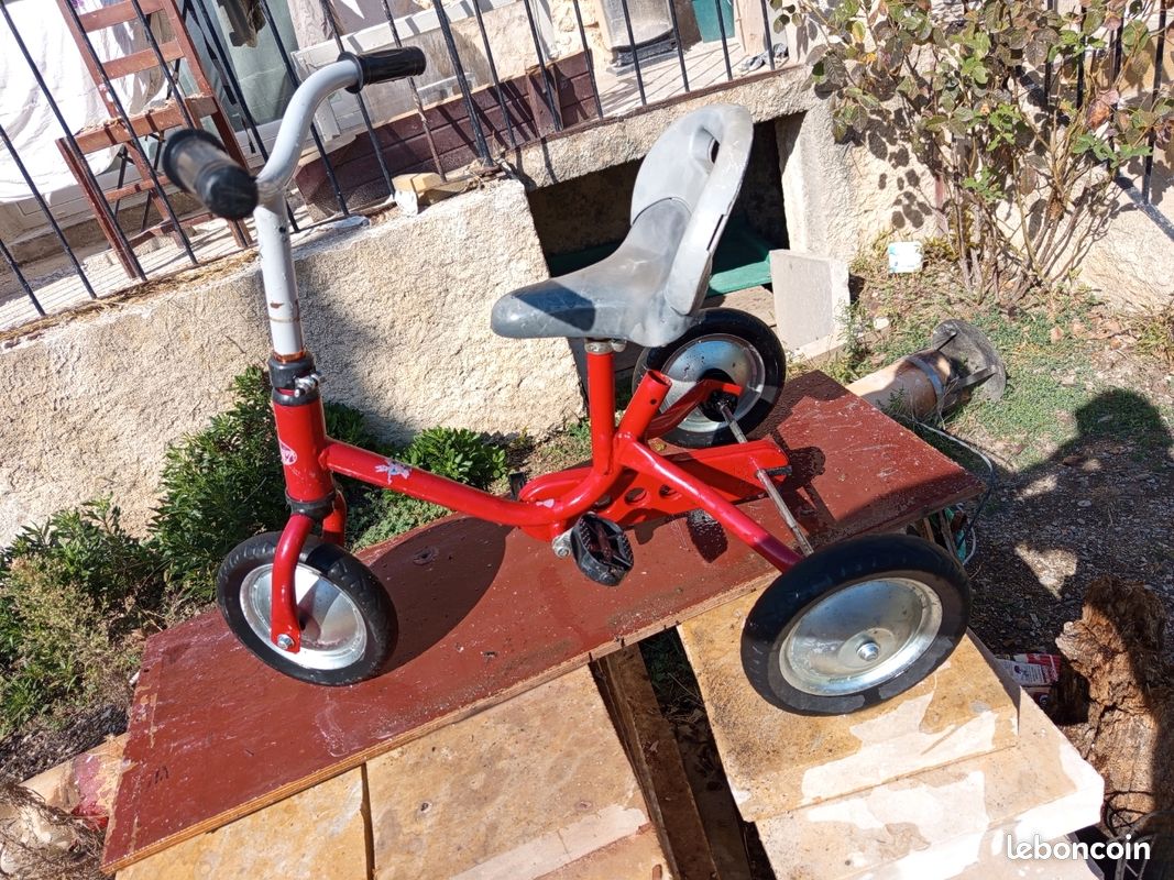 Vélo à roulette (image 2)