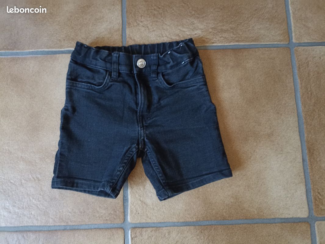 Lot De 2 Shorts Enfants TU Kids 4-5 Ans (104-110 Cm) - Pois Colorés Et Noir - Neufs Sans étiquettes