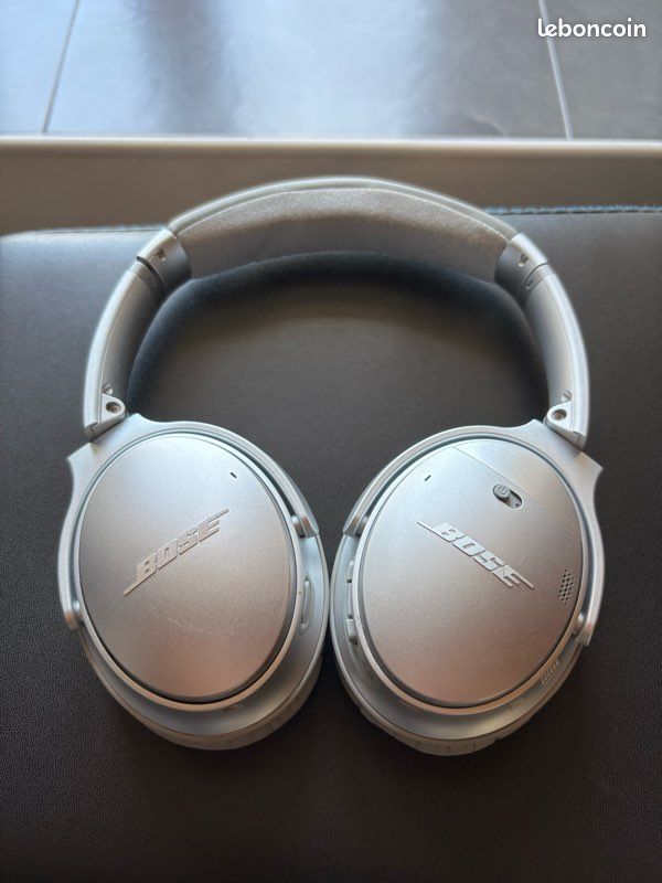 Bose QuietComfort 35 ii (image 1)