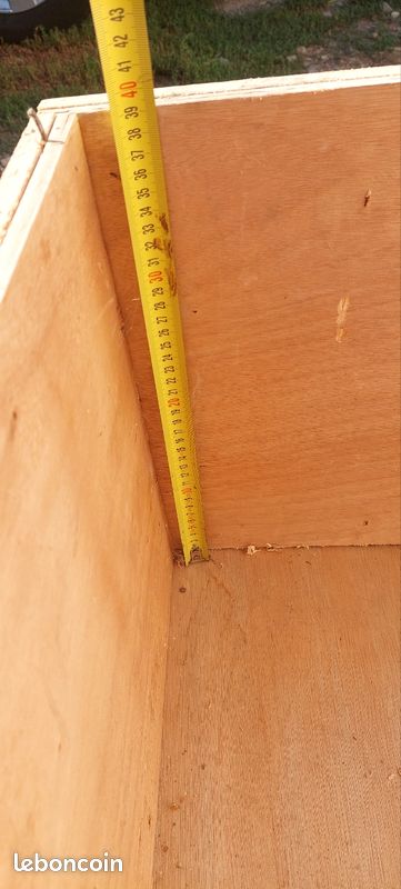 Caisse en bois sur palette (image 2)