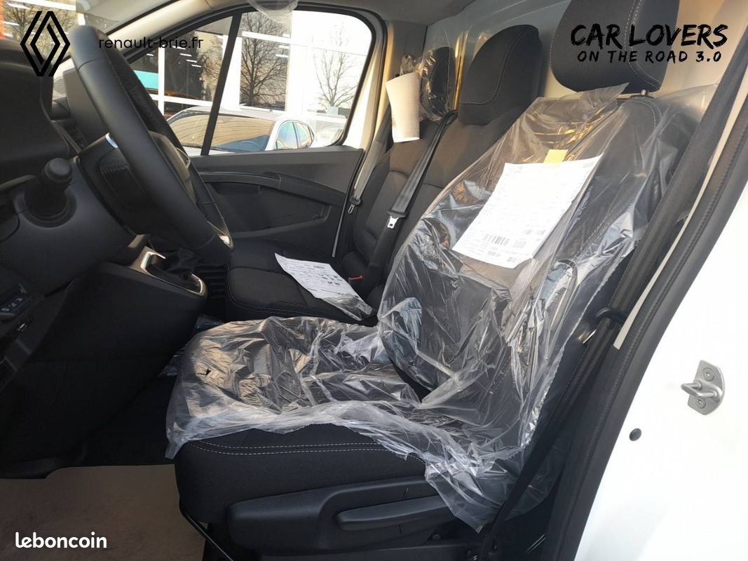 Renault trafic fgn l1h1 2t8 blue dci 130 gsr2 extra (image 18)