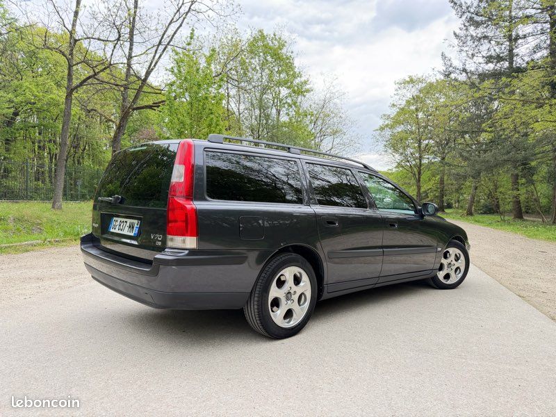 Volvo V70 II D5 163ch Summum BVA 177.000km d’origine (image 2)