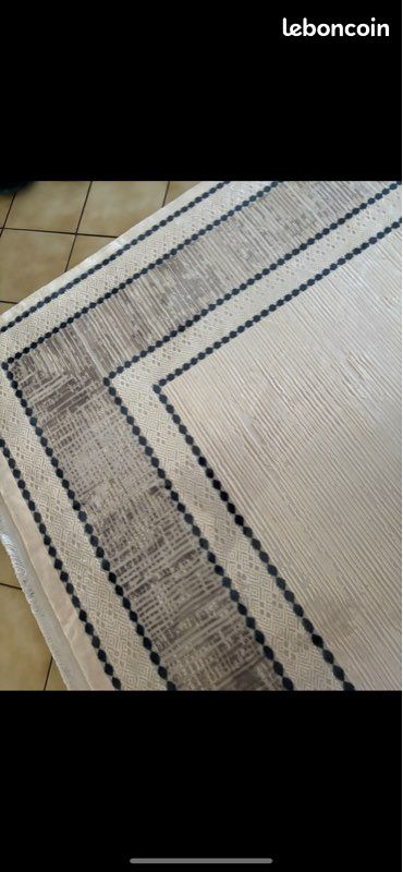 Grand Tapis karmen Elegance comme neuf (image 8)