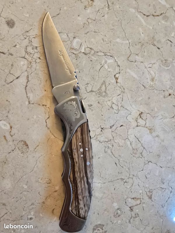Couteau à découper en bois Victorinox 31 cm