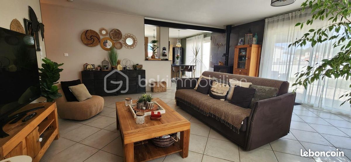Maison 5 pièces 136 m² · à Saint-Sulpice-de-Royan · 136 m² · 374 000 €
