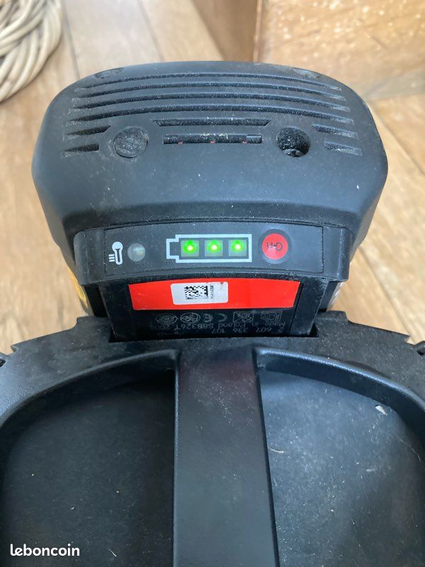 Chargeur batterie Bosch 36 V avec batterie (image 3)