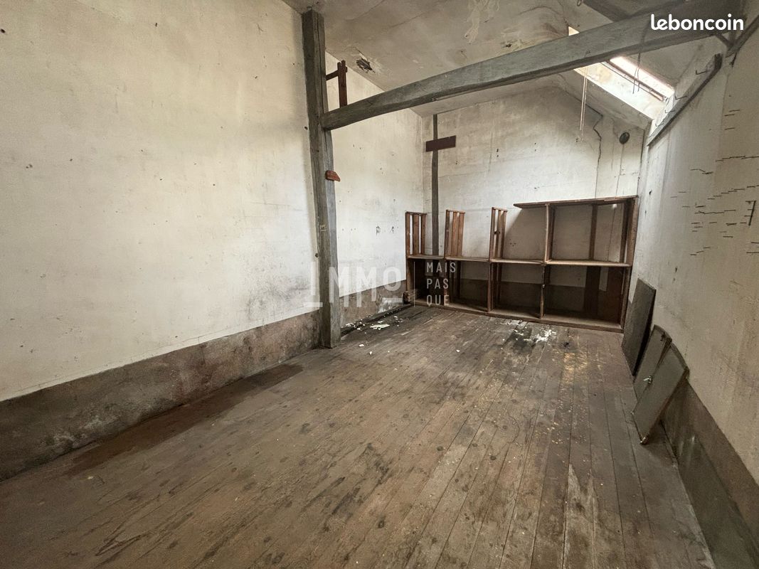 Immeuble 150 m² Saint-Calais (image 21)
