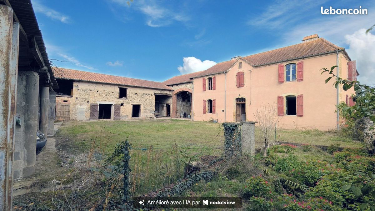 Maison 6 pièces 196 m² · à Hères · 196 m² · 154 000 €