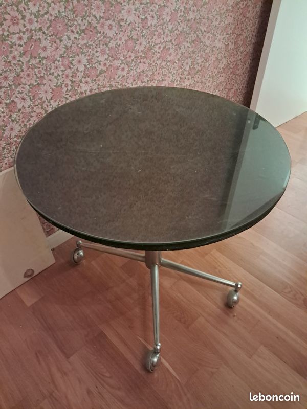 Table ronde roulante (image 1)