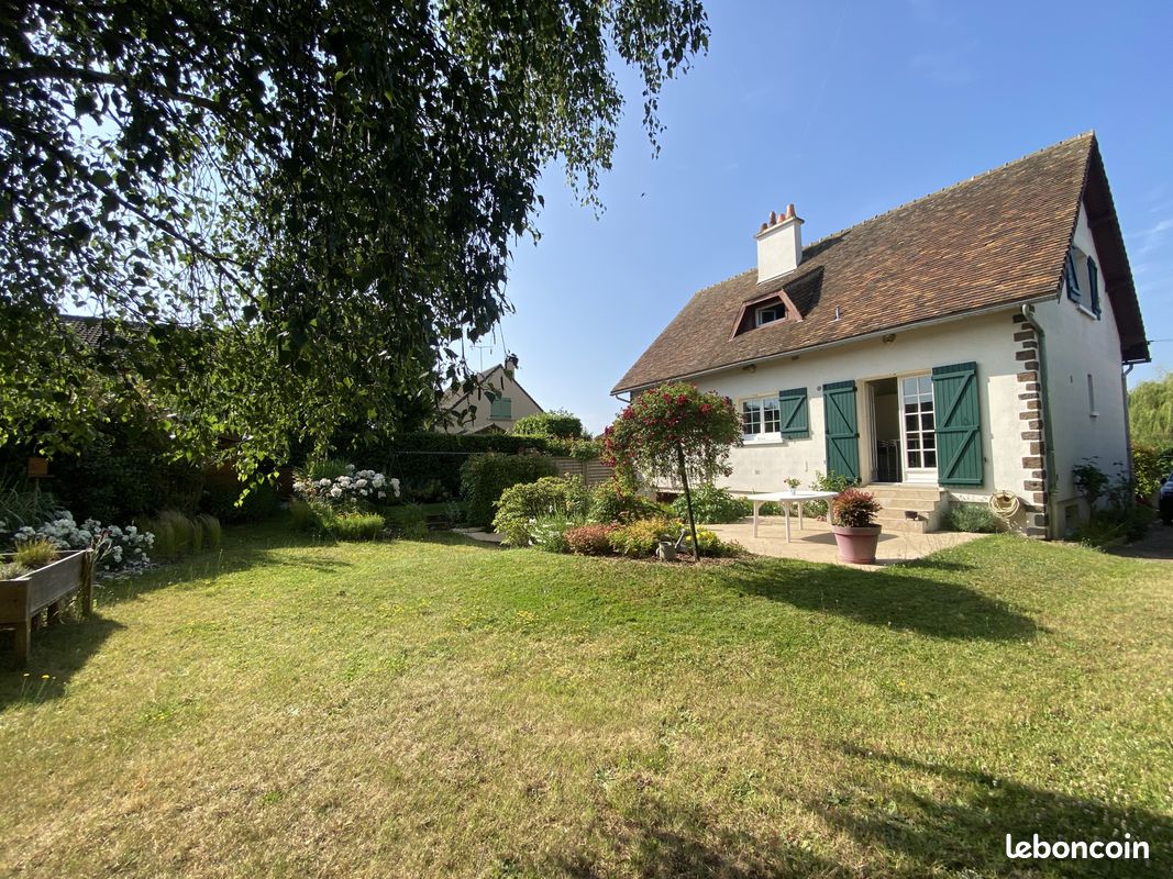 Maison 6 pièces 115 m² · à Mondoubleau · 115 m² · 180 000 €