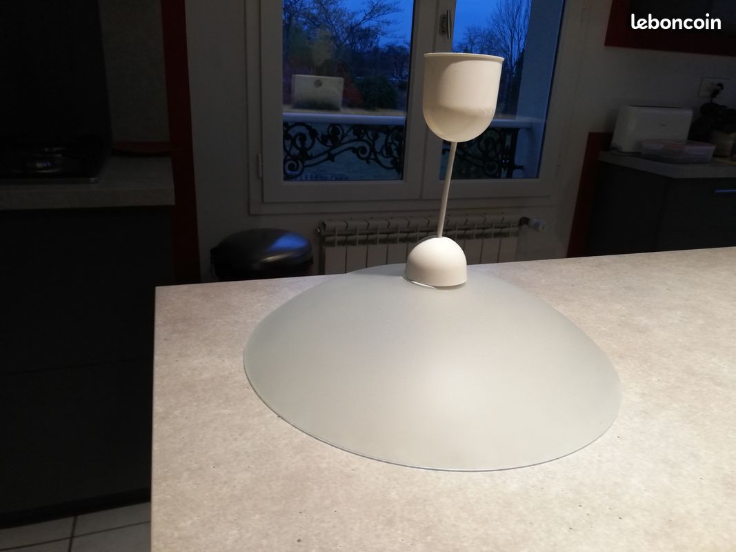 Luminaire pour chambre (image 1)
