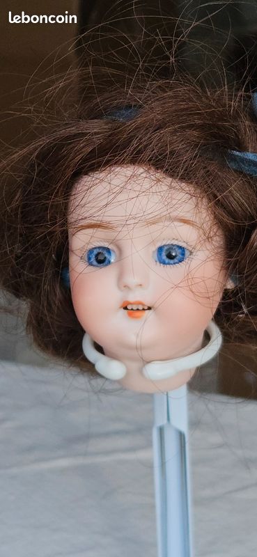 Belle poupée ancienne Montreuil France bouche fermée, 21cm, tête