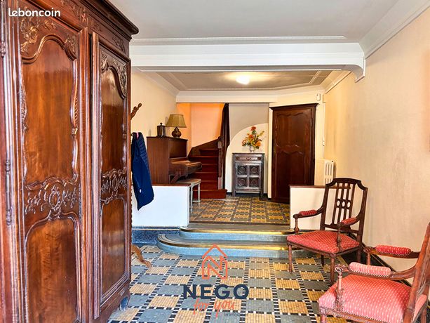 Maison 13 pièces 320 m² — 10