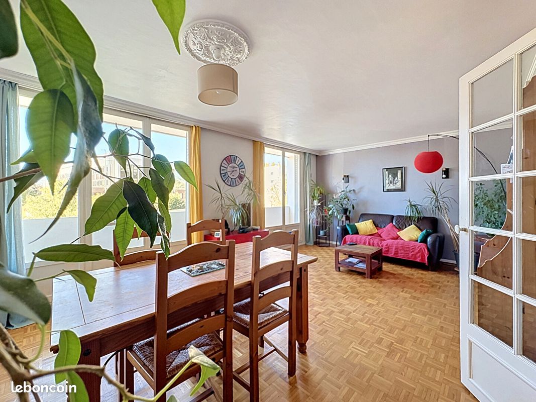 Appartement 5 pièces 89 m² · à Caluire-et-Cuire · 89 m² · 299 000 €