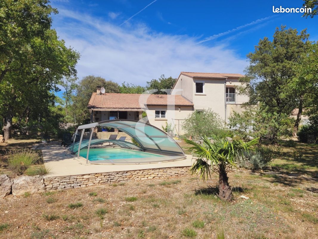 Maison 6 pièces 151 m² · à Grignan · 151 m² · 468 000 €