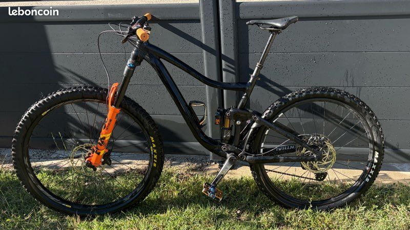 Giant Trance Advanced – Fox Factory (image 1)