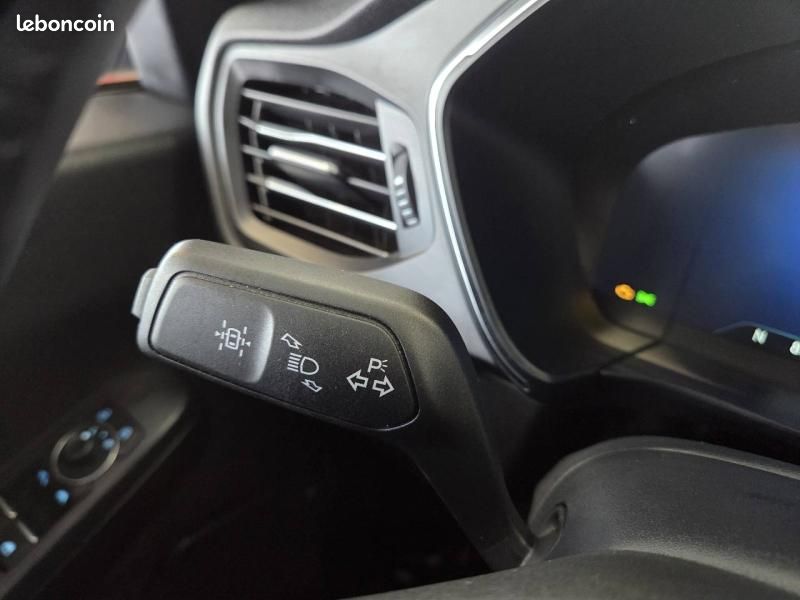 Ford Kuga 2.5 Duratec 180ch Hybrid FlexiFuel Titanium Business Powershift (image 21)