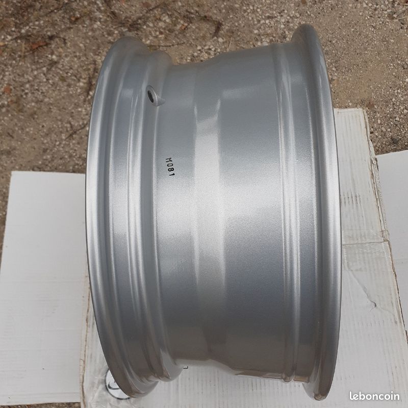 Jantes alu renault 21 2l turbo (image 1)