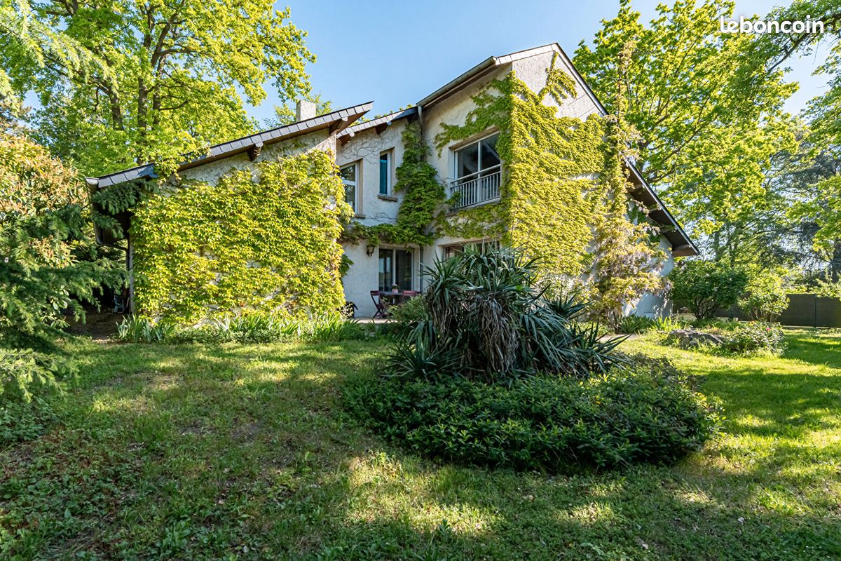 Maison 8 pièces 249 m² · à Villennes-sur-Seine · 249 m² · 995 000 €