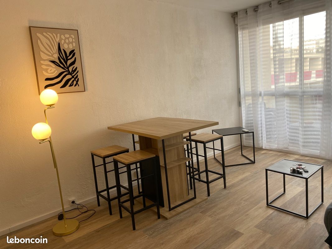 Appartement 1 pièce 23 m² · à Nîmes · 23 m² · 510 €/mois