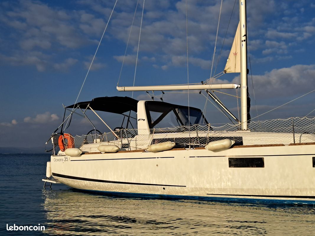 OCEANIS 35.1 (BENETEAU) — View photo 1