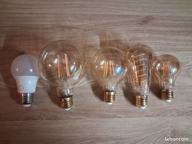 Lot De 2 Ampoules LED Megaman E27 20W (équivaut 100W) Blanc Chaud - A+++