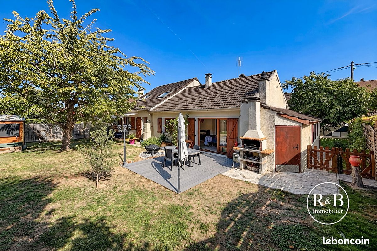 Maison 5 pièces 102 m² · aux Clayes-sous-Bois · 102 m² · 399 000 €