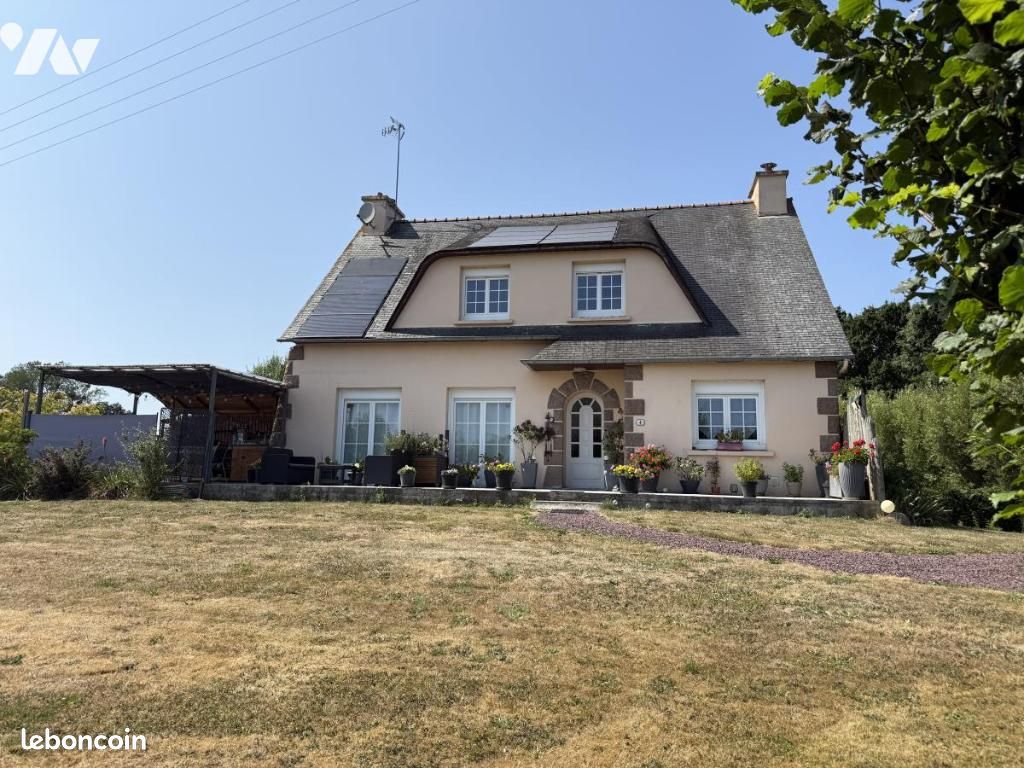 Maison 6 pièces 144 m² · à Pommerit-le-Vicomte · 144 m² · 232 480 €