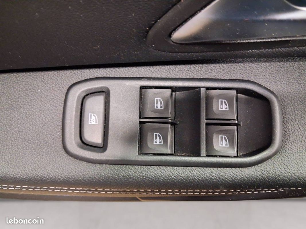DACIA Duster Blue dCi 115 4x2 Prestige + (image 22)