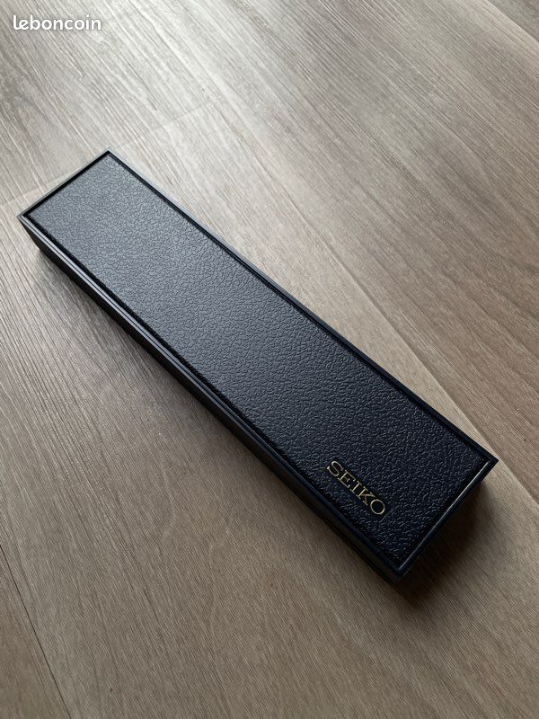 Boîte à Montre Grand Seiko Authentique – Blue, Nubuck – Fabriquée Au Japon – Occasion