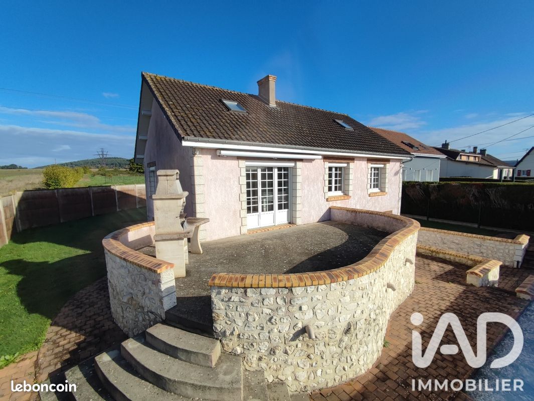 Maison 5 pièces 90 m² · à Pîtres · 90 m² · 230 000 €