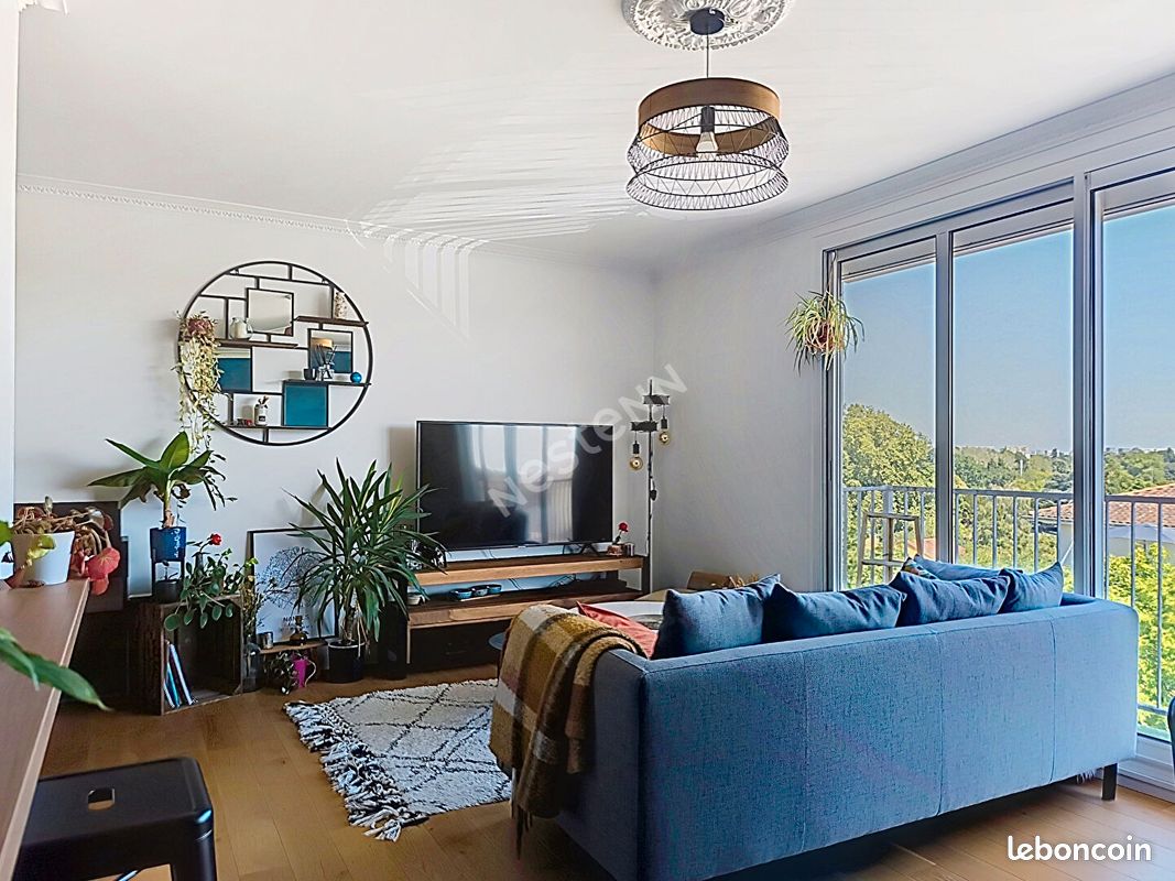 Appartement 3 pièces 71 m² · à Rezé · 71 m² · 915 €