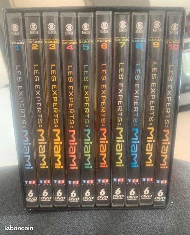 Coffret DVD LES EXPERTS MIAMI (image 2)