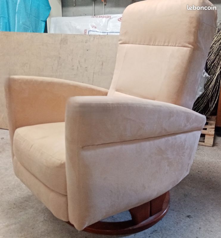 Fauteuil de salon inclinable (image 1)