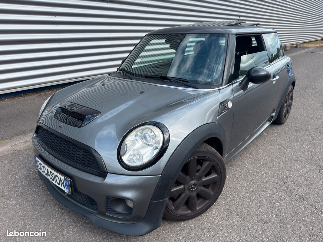 Mini Cooper S R56 1.6 175ch - 2e main - toit ouvrant - sièges cuir chauffants - gps (image 1)