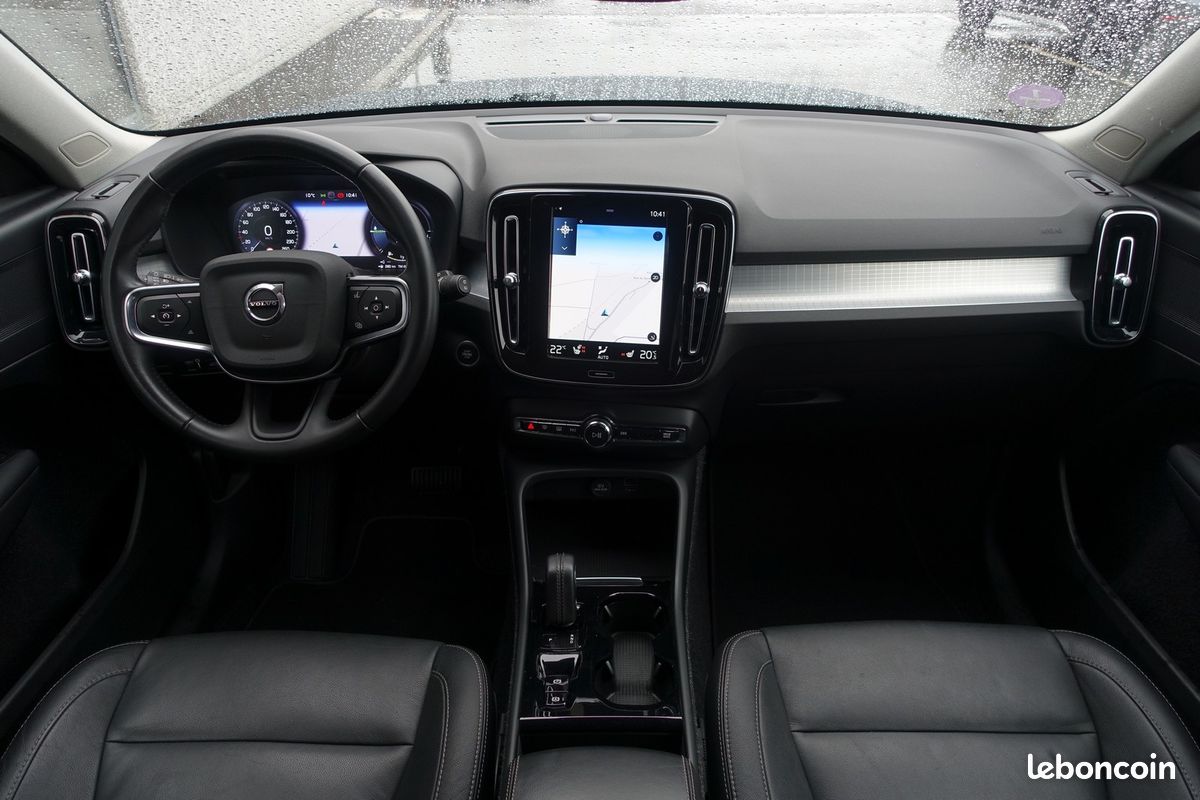 XC40 T4 Hybride Rechargeable Geartronic Inscription 211ch Cuir chauffant/Gps Europe/Caméra de recul/Carplay/Accès confort/Attelage/1*Main/Garantie 12 mois (image 7)