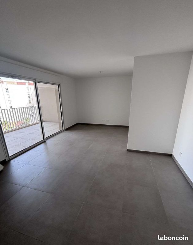 Appartement 1 pièce 37 m² · à Ajaccio · 37 m² · 690 €/mois