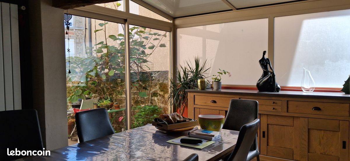 Maison 6 pièces 180 m² · à Mornant · 180 m² · 320 000 €