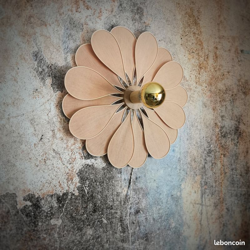 Applique murale florale en fer forgé à 3 lumières, faite main