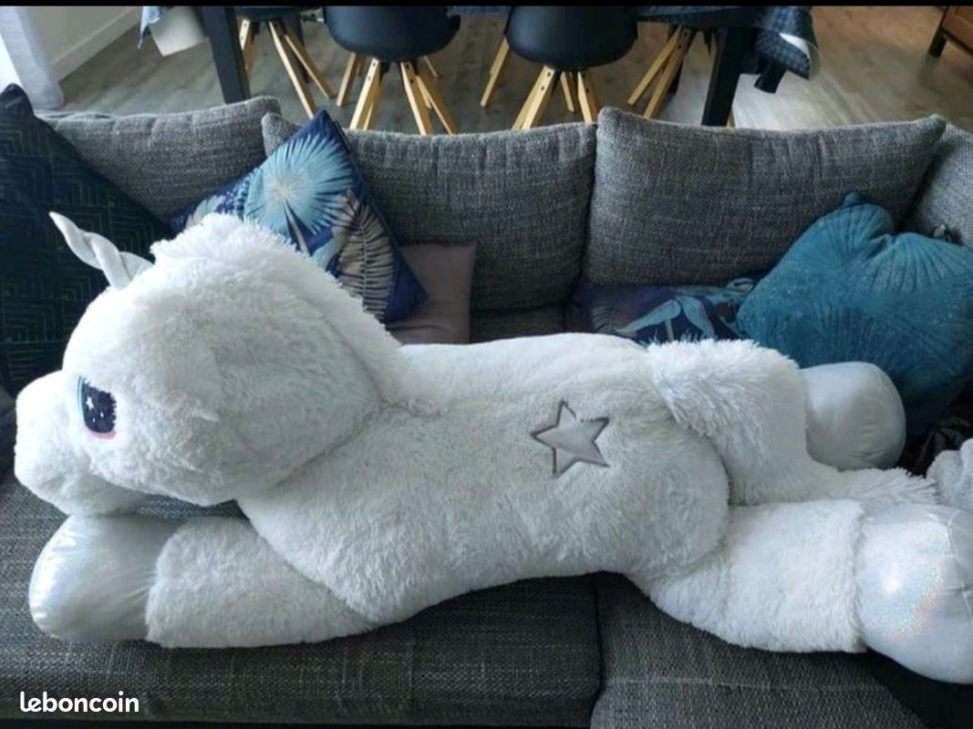 Maxi licorne en peluche Jeux Jouets