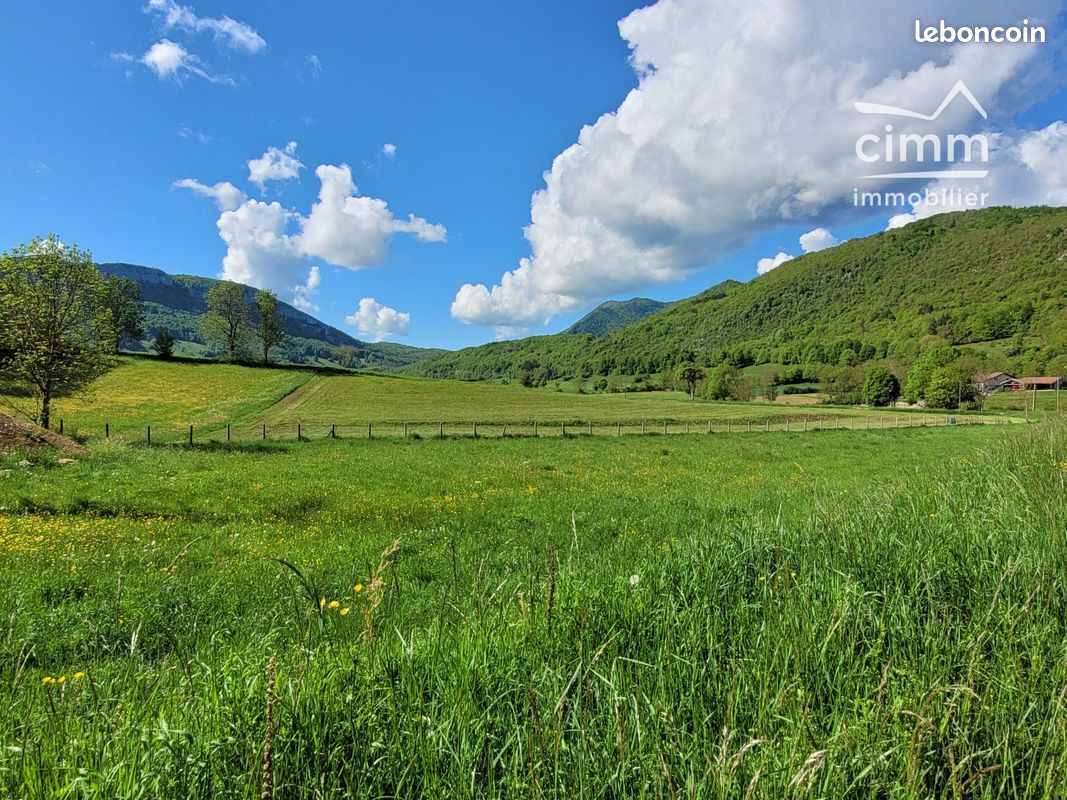 Terrain 2750 m² · à La Chapelle-en-Vercors · 2 750 m² · 95 000 €