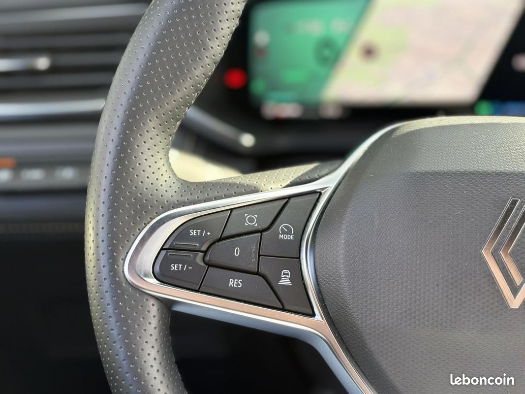 RENAULT Symbioz E-Tech Full Hybrid 145 Iconic avec Caméra 360°, et Hayon mains libres (image 7)