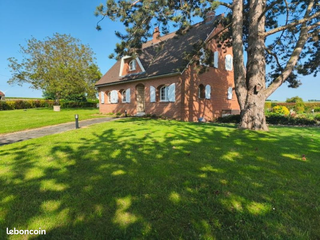 Maison 9 pièces 160 m² · à Solesmes · 160 m² · 299 500 €