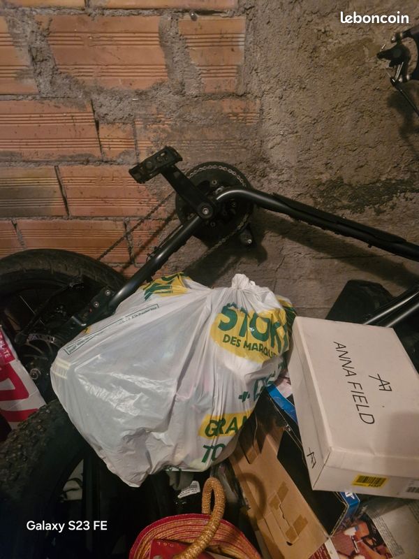 Vide garage (image 1)