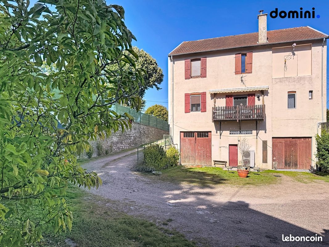 Maison 9 pièces 180 m² · à Montchanin · 180 m² · 170 000 €